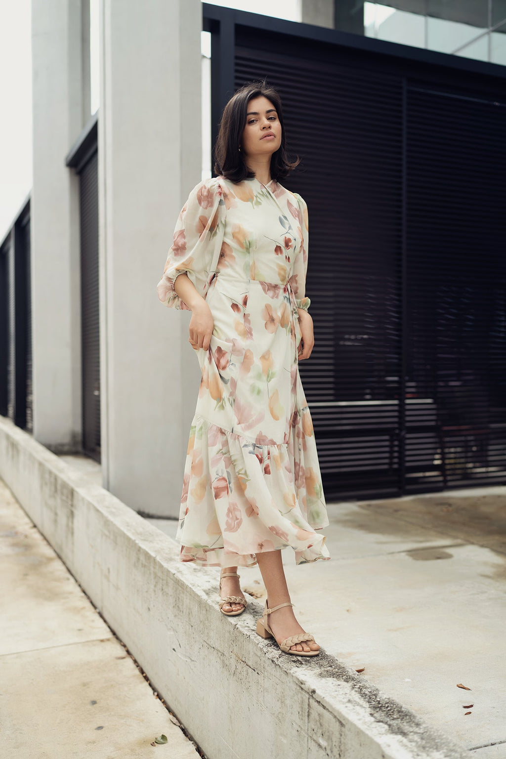 WRAP DRESS IN CREAM/PINK FLORAL