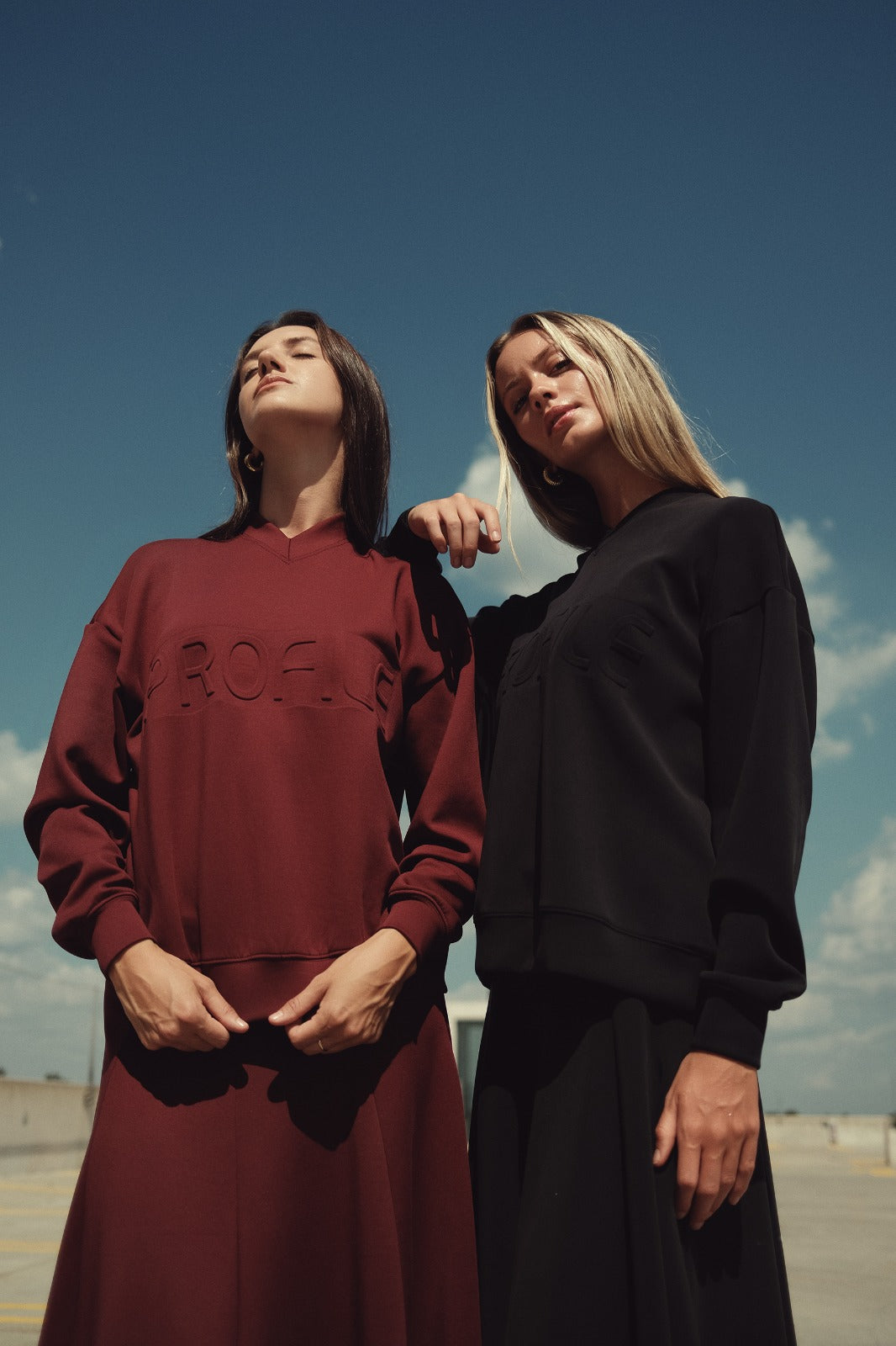 MOTION PULLOVER